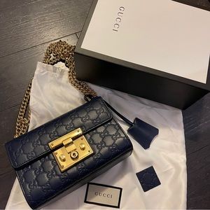 Gucci padlock small GG monogram shoulder leather blue
bag handbag